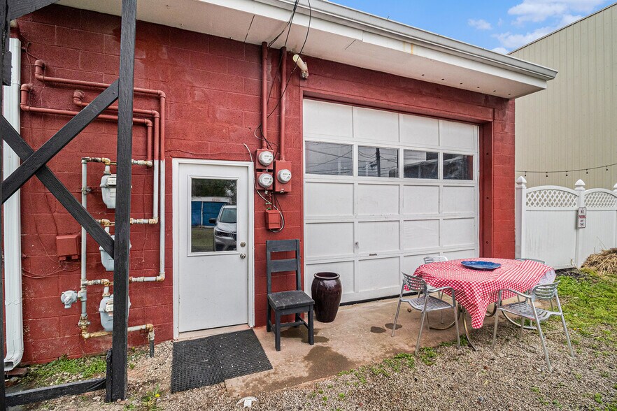 More Photos Of 107 E Main St, Deshler Storefront Retail Residential For Sale