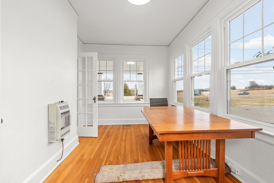 More Photos Of 15115 Forest Road, Forest Office For Lease