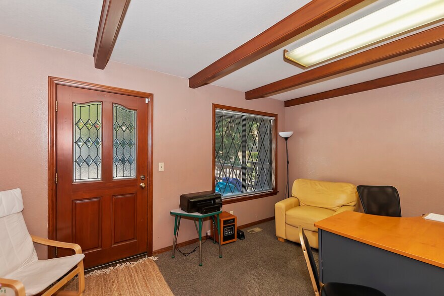 More Photos Of 24028 Lake Dr, Crestline Medical For Sale