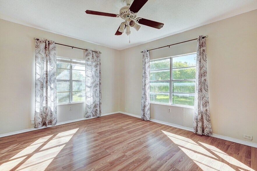 More Photos Of 201 Church Hill Ln, Liberty Hill Specialty For Sale