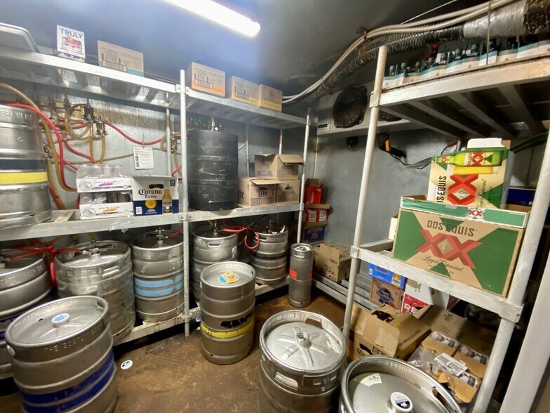 More Photos Of 720 S Main St, Adrian Restaurant For Sale