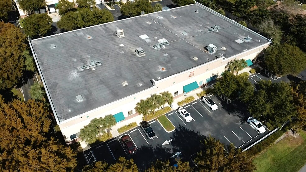 More Photos Of 74 SW 12th Ave, Dania Warehouse For Lease