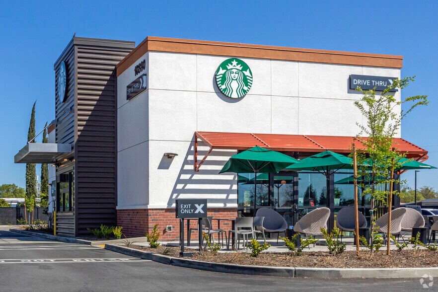 More Photos Of 10880 N Highway 99, Stockton Fast Food For Sale