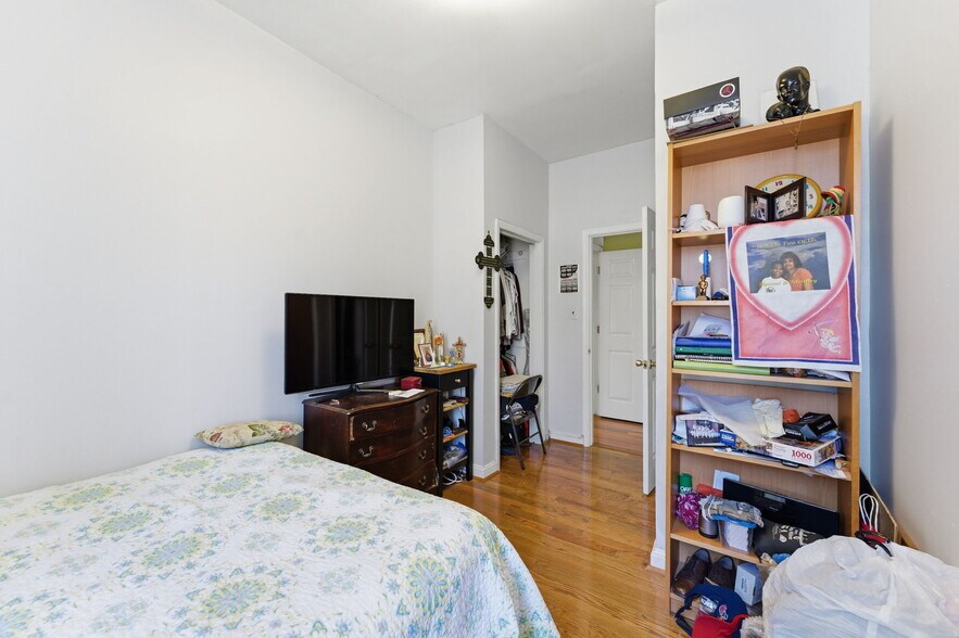 More Photos Of 2263 12th St NW, Washington Storefront Retail Residential For Sale