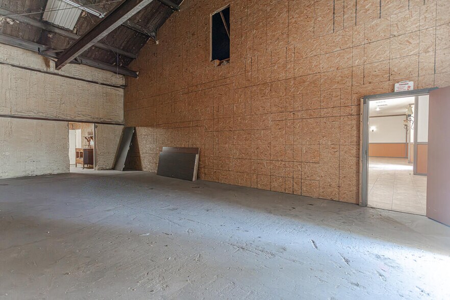More Photos Of 7521 W University Blvd, Odessa Lodge Meeting Hall For Sale