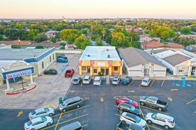 More Photos Of 220 W Hillside Rd, Laredo General Retail For Sale