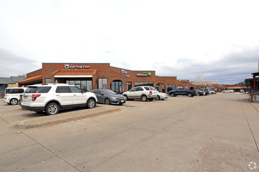 Primary Photo Of 4922-4274 Overton Ridge Blvd, Fort Worth Unknown For Lease