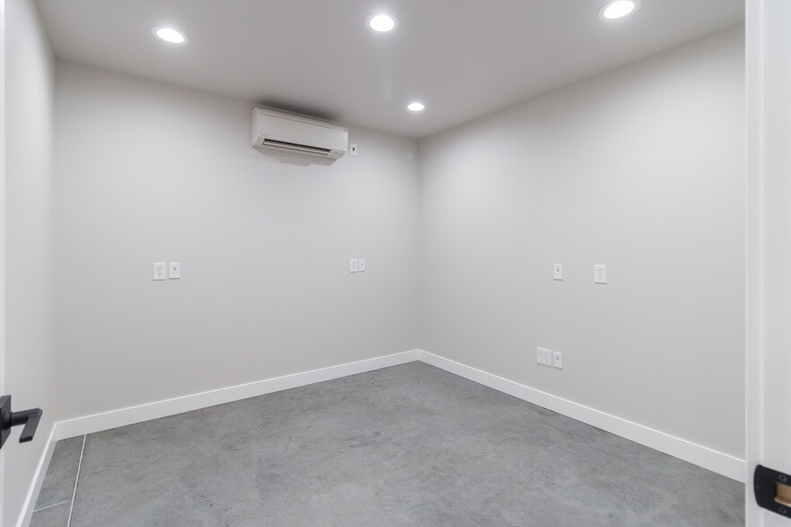 More Photos Of 454 Stevens Dr, Richland Office For Lease