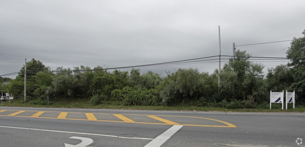 Primary Photo Of 2045-2071 Montauk Hwy, Bridgehampton Land For Lease