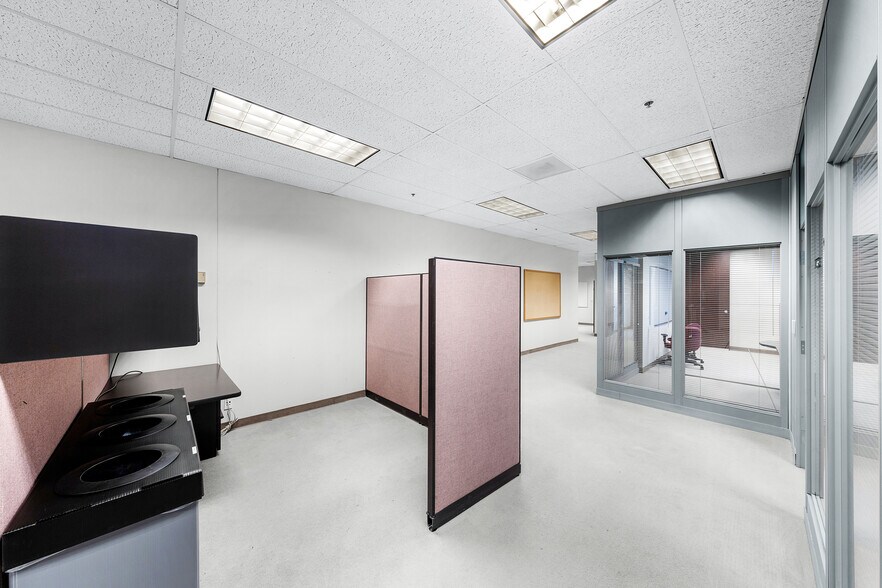 More Photos Of 601 S Sanden Blvd, Wylie Medical For Lease