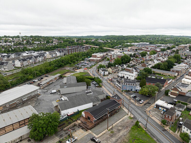 More Photos Of 425 Bridge St, Phoenixville Freestanding For Sale