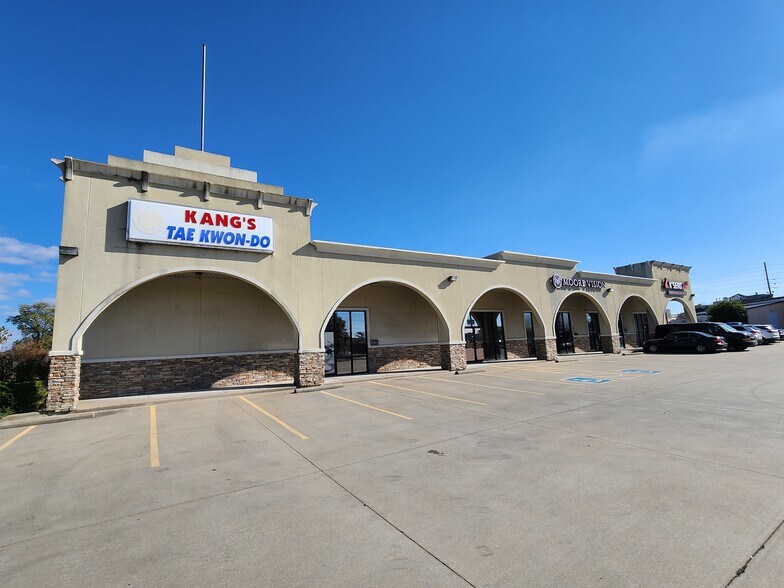 Primary Photo Of 6005-6011 S Mingo Rd, Tulsa Storefront Retail Office For Sale