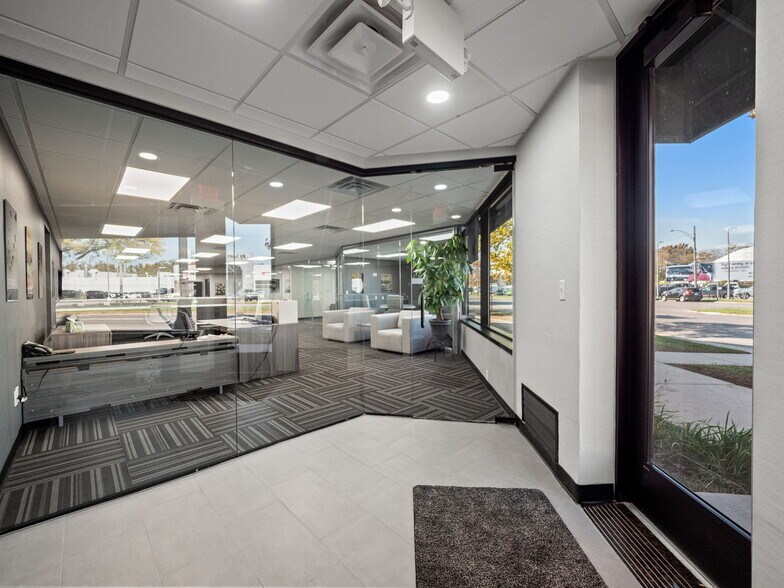 More Photos Of 18000 Mack Ave, Grosse Pointe Park Office Residential For Lease