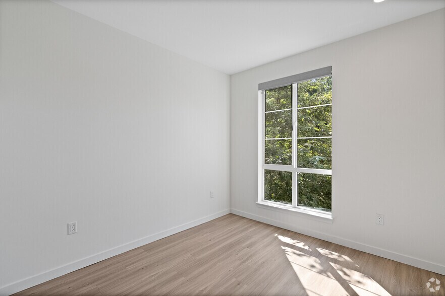 More Photos Of 1710 E Thousand Oaks Blvd, Thousand Oaks Apartments For Lease