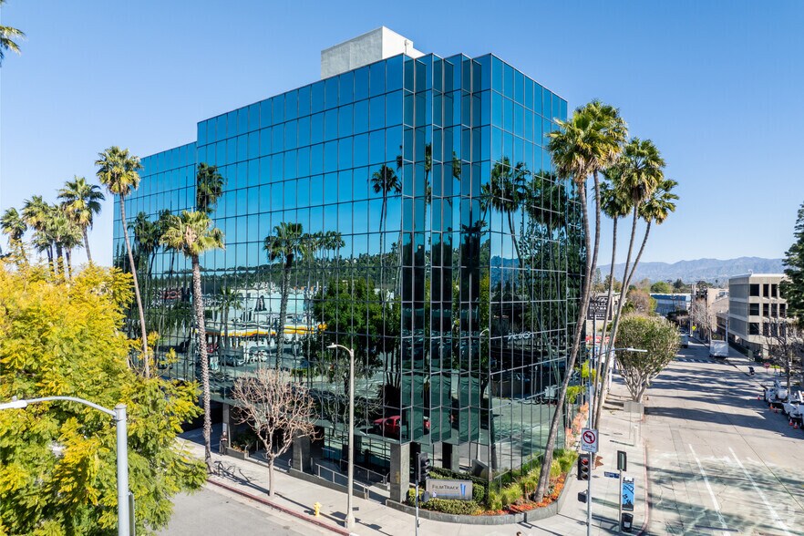 Primary Photo Of 12001 Ventura Pl, Studio City Office For Lease