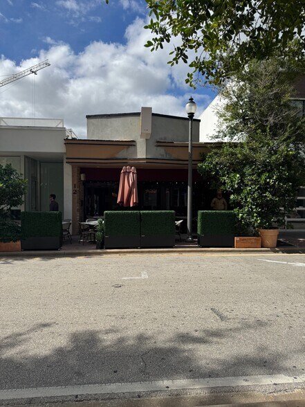 More Photos Of 123 S Olive Ave, West Palm Beach Restaurant For Sale