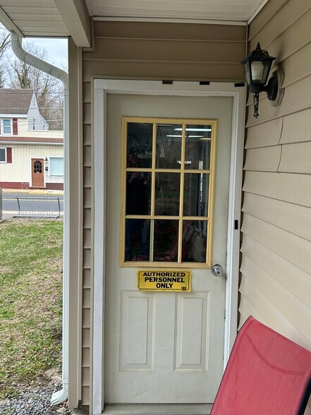 More Photos Of 4 Main St, New Egypt General Retail For Sale