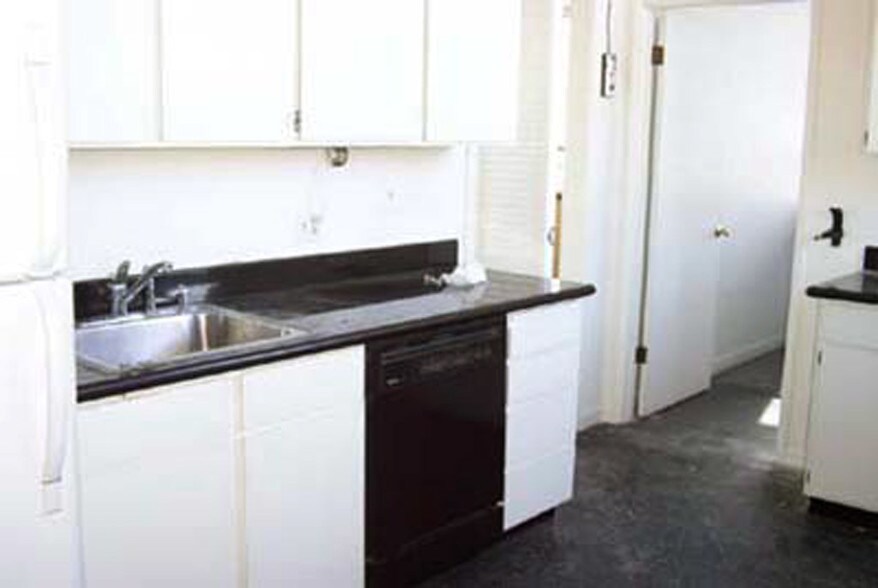 More Photos Of 1648 Gilbreth Rd, Burlingame Office For Lease