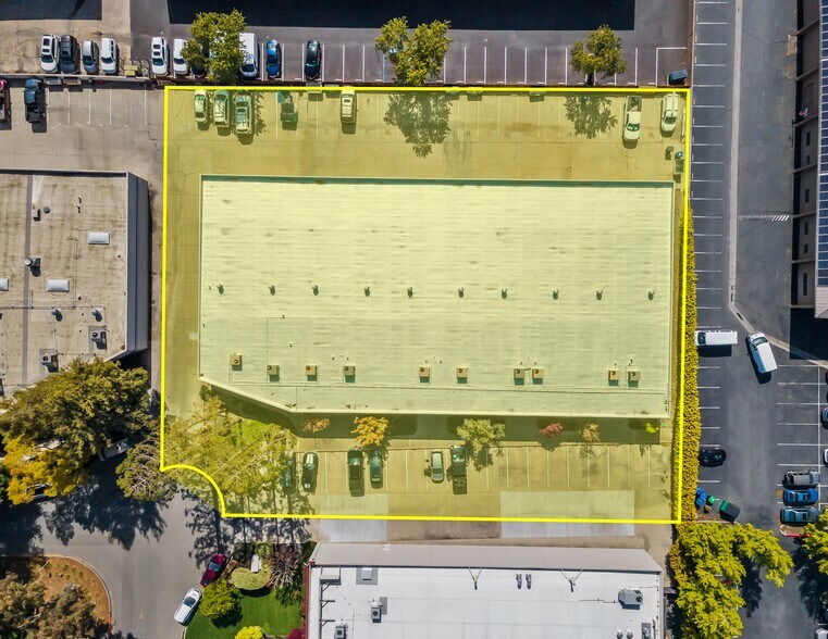 More Photos Of 7083 Commerce Cir, Pleasanton Warehouse For Lease