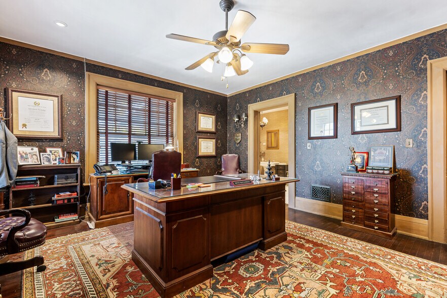 More Photos Of 1119 Pennsylvania Ave, Fort Worth Loft Creative Space For Sale