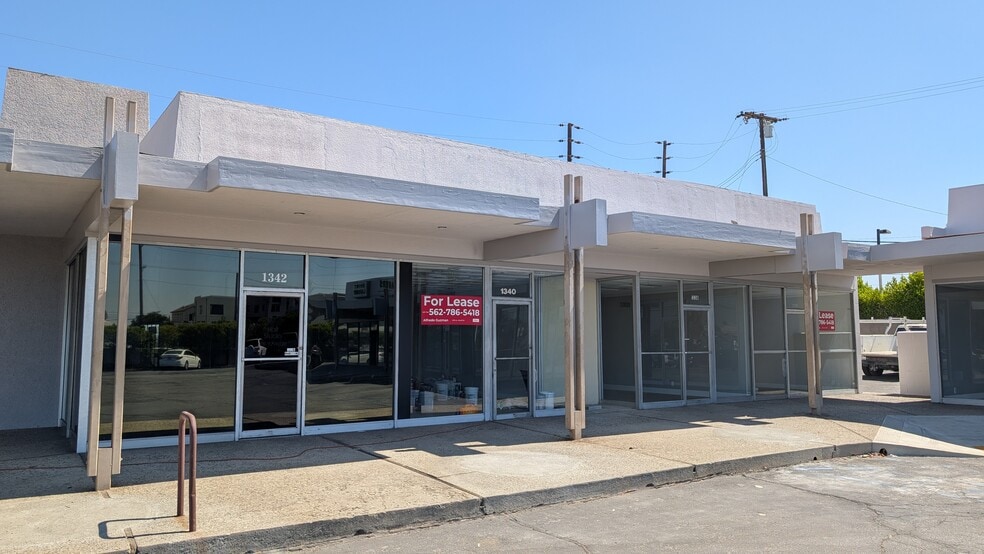 More Photos Of 1350 N Towne Ave, Claremont Unknown For Lease