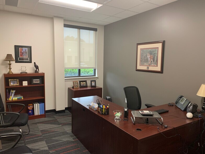 More Photos Of 1239 O.G. Skinner Dr, West Point Office For Sale