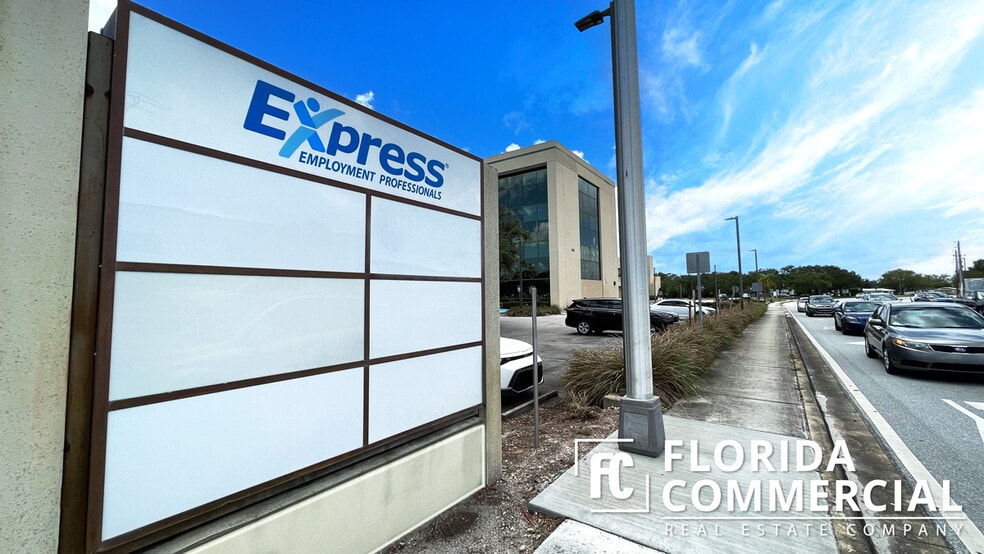 More Photos Of 900-904 E Prima Vista Blvd, Port Saint Lucie Office For Lease