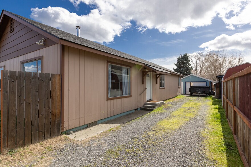 More Photos Of 758 Pleasant Ct, The Dalles Specialty For Sale