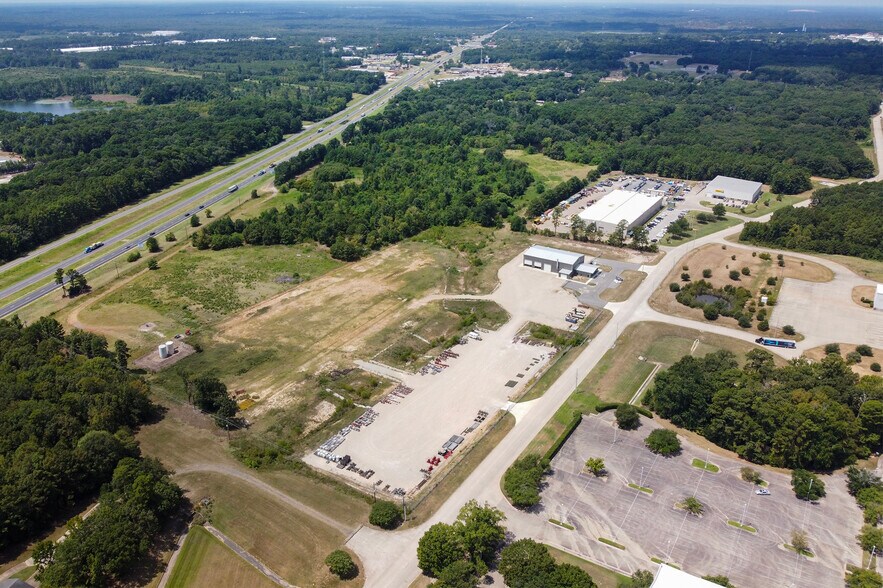 More Photos Of 2302 Neiman Marcus Pky, Longview Industrial For Sale