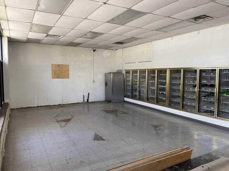 More Photos Of 4004 Hixson Pike, Chattanooga Service Station For Sale