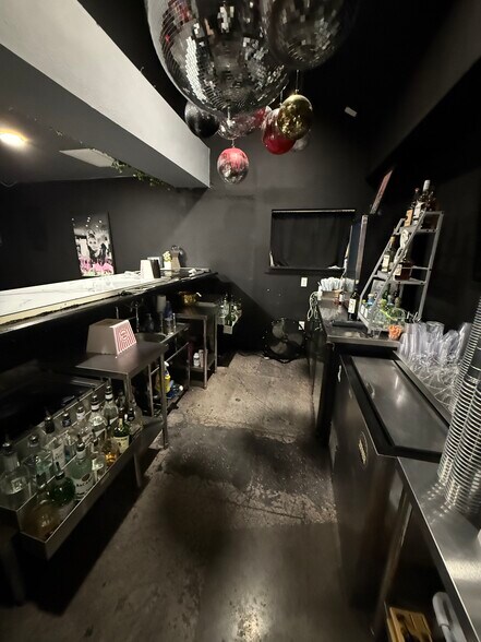 More Photos Of 777 NE 79th St, Miami Freestanding For Lease