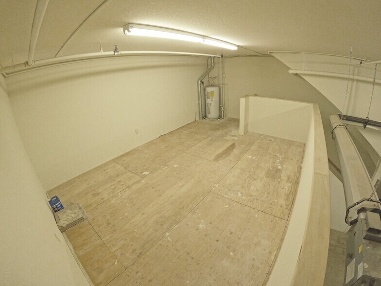 More Photos Of 29320 Industrial Way, Evergreen Self Storage For Sale