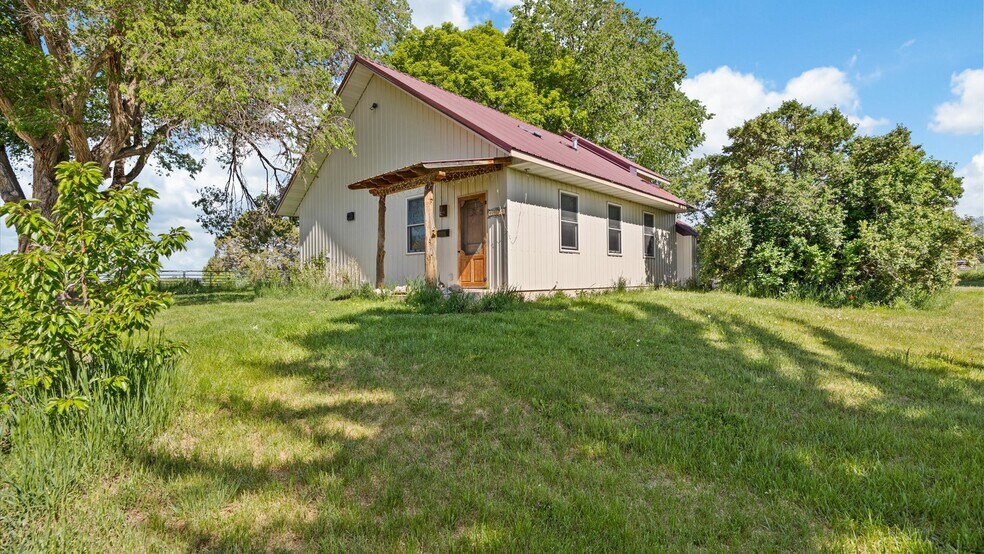 More Photos Of 41990 Cottonwood Creek Rd, Crawford Apartments For Sale