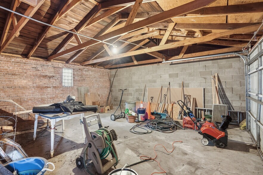 More Photos Of 10835 S Western Ave, Chicago Apartments For Sale