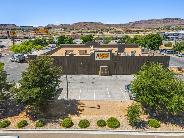 More Photos Of 3520 Stockton Hill Rd, Kingman General Retail For Sale