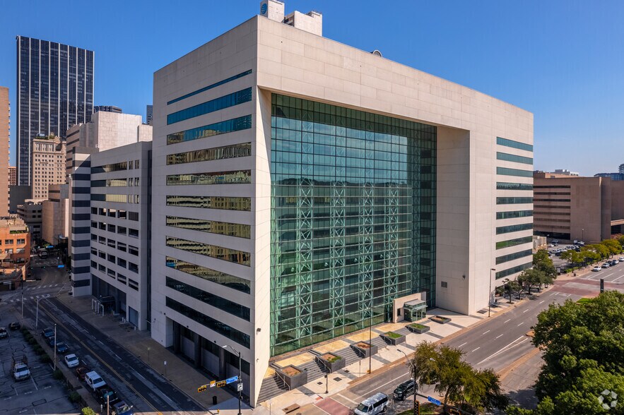More Photos Of 1301 Young St, Dallas Office For Lease