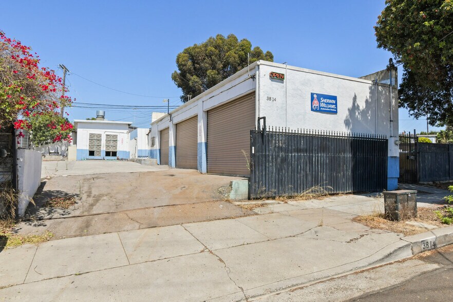 Primary Photo Of 3814 Acacia St, San Diego Auto Repair For Sale