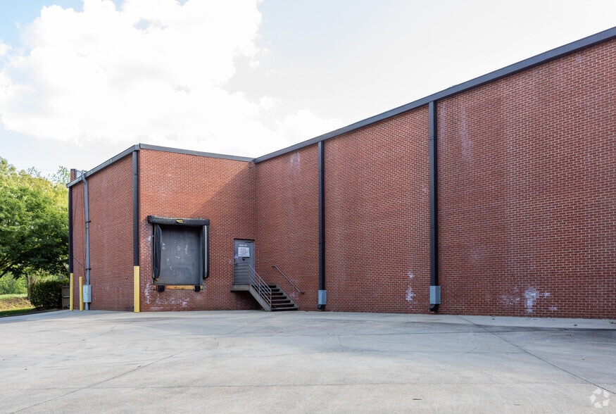 More Photos Of 4500 Falls of Neuse Rd, Raleigh Unknown For Lease