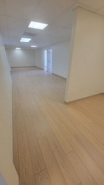 More Photos Of 3292 E Spring St, Long Beach Warehouse For Lease
