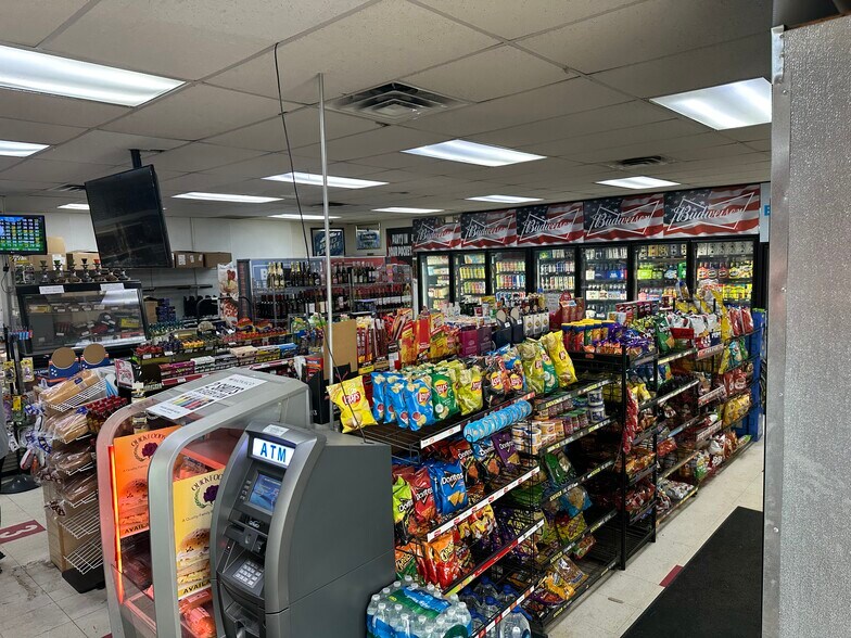 More Photos Of 3116 E 9 Mile Rd, Warren Convenience Store For Sale