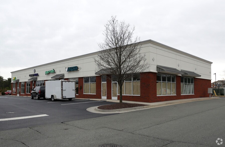 Primary Photo Of 7999 Creighton Pky, Mechanicsville General Retail For Lease
