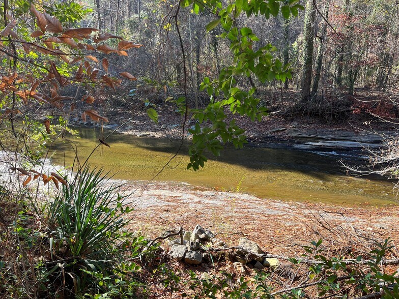 More Photos Of 2560 Rocky Ridge Rd, Birmingham Office For Sale