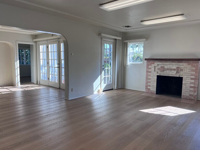 More Photos Of 102 N Milpas St, Santa Barbara Office For Lease