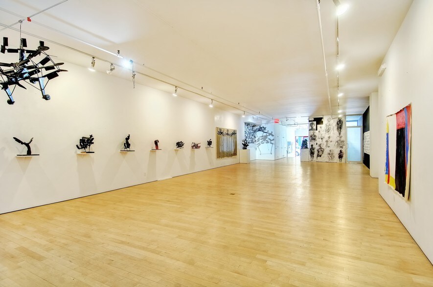 More Photos Of 133 Eldridge St, New York Storefront Retail Residential For Lease