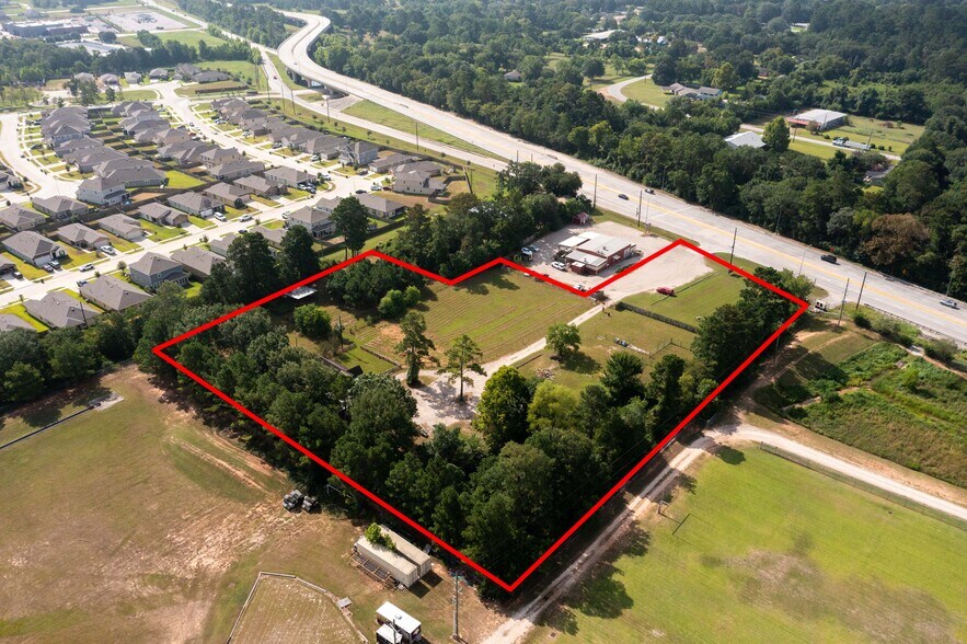 More Photos Of 41902 FM 1774 Rd, Magnolia Freestanding For Sale