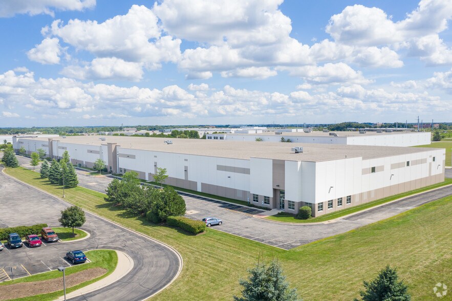 More Photos Of 2300-2380 Galvin Dr, Elgin Manufacturing For Lease