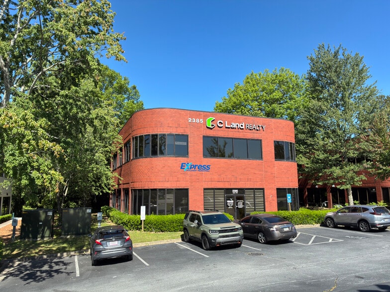 More Photos Of 2385 Satellite Blvd, Duluth Office Residential For Lease