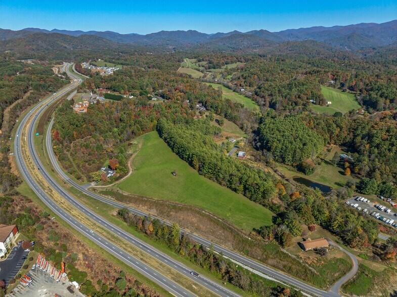More Photos Of 1475 Crossroads Pky, Mars Hill Land For Sale