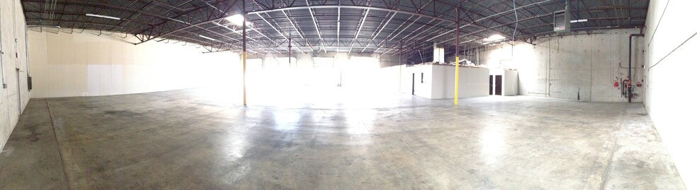 More Photos Of 9101 Wall St, Austin Warehouse For Lease