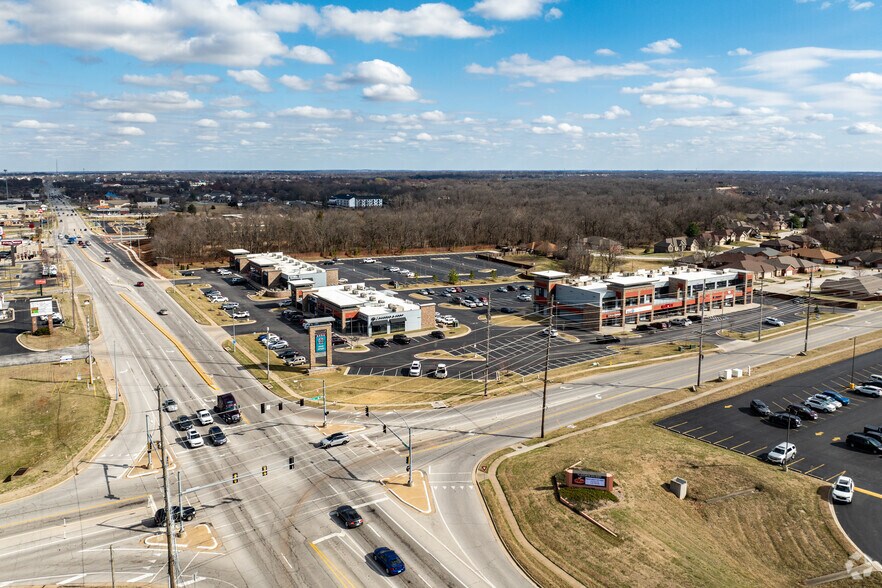 More Photos Of 4216 S Cox Rd, Springfield Storefront Retail Office For Lease
